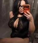 Bruneta incitata VIP - imagine 3