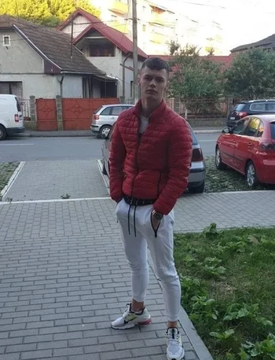 Baiat ofer show web in CLUJ confirmare web