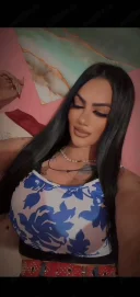 Buna sunt Roxana si sunt noua la tine - imagine 3