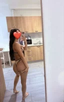 Bună azi am ajuns și stau singură în locație - imagine 1