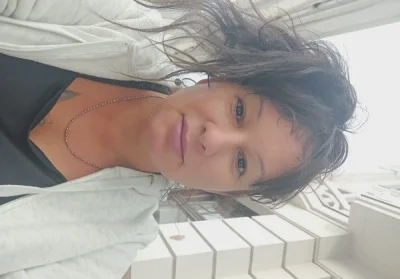 Bruneta focoasa pofticioasa