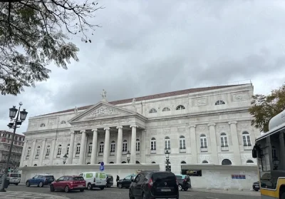 Răsfăț, eleganță și respect pentru o femeie specială