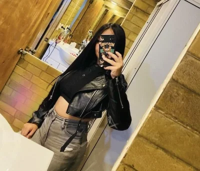 Buna sunt Ramona .Daca doresti ceva fara sună-mă Fac Si Deplasari.