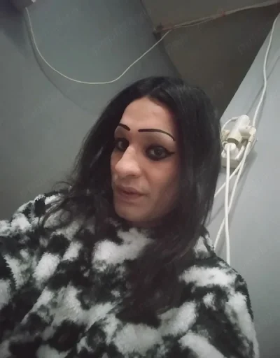 Transsexuala noua venita in orasul tau