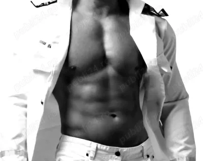 Tanar discret pentru doamne