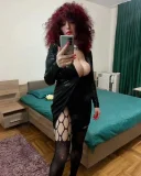Matură roșcată siliconata show webcam si nu numai non stop - imagine 5