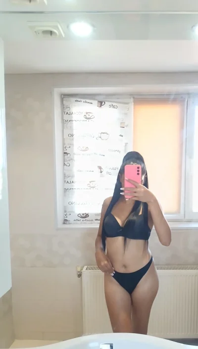 Poze reale 100% Nouă în orașul tău