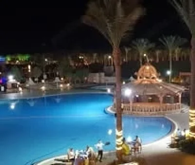 Bărbat prezentabil caut parteneră