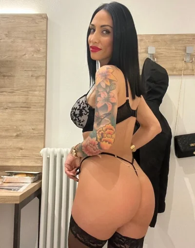 Întâlniri rafinate și senzuale Experiențe intime și discrete pentru bărbați eleganți