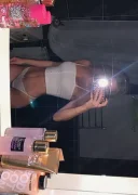 Blonda slim si sexy - imagine 3