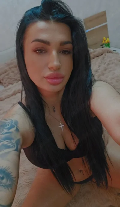 Adelina bruneta reala confirm