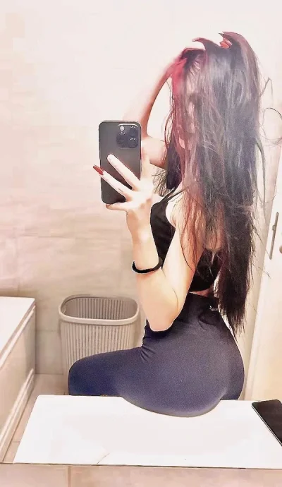 Newww laryssa!!