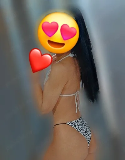 Alexandra , 20 ani