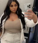 Milf 36 ani draguta simpla fara figuri par pubian - imagine 1