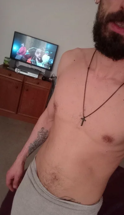 Singur 30 de ani disponibil