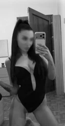 Delia nouă în oraș fac și deplasări rin hotel - imagine 1