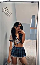 Bruneta noua la tine în oras - imagine 1