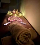 Va aștept la masaj si alte servicii ,sunta o fata tanara si cu experiență - imagine 4