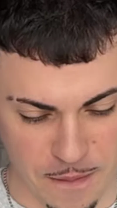 Fără descriere😛😛😜