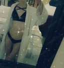 Brunetă slim cu piercing - Experiențe unice, discreție garantată - imagine 2